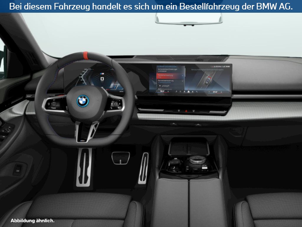 Fahrzeugabbildung BMW i5 M60 xDrive Touring