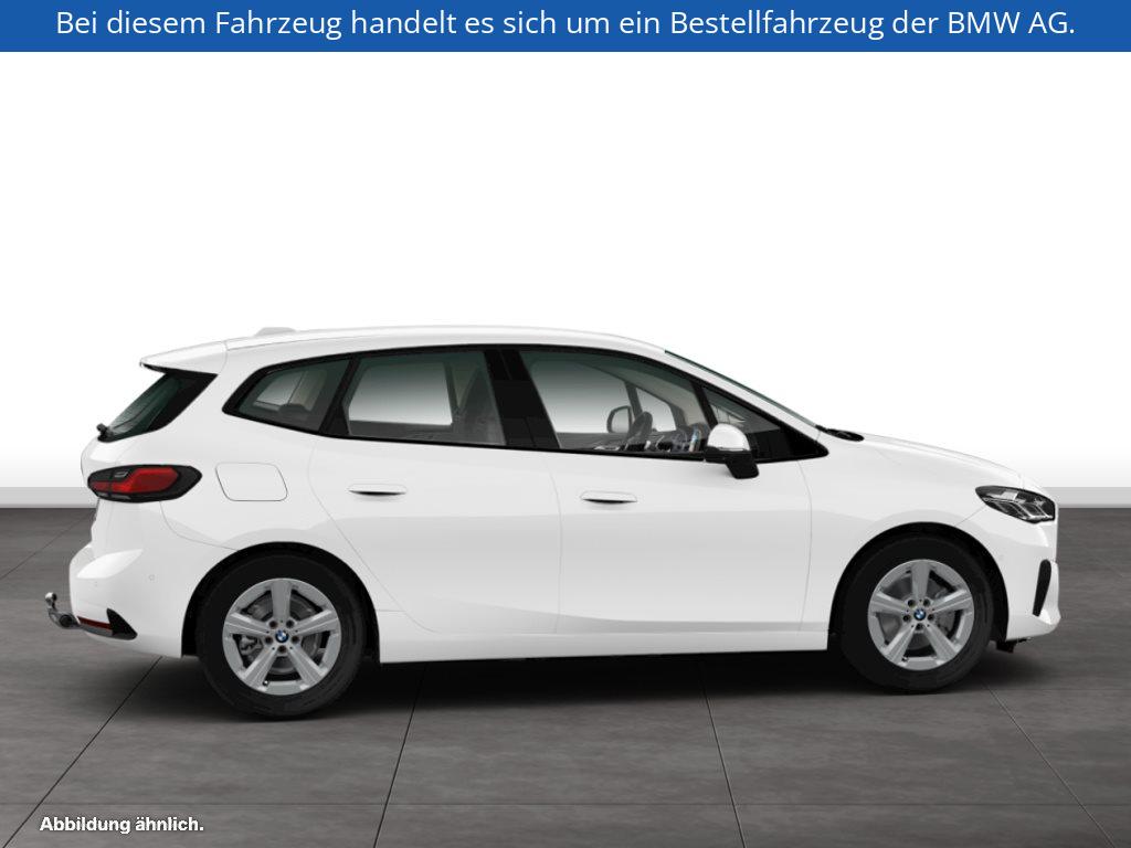 Fahrzeugabbildung BMW 220i Active Tourer