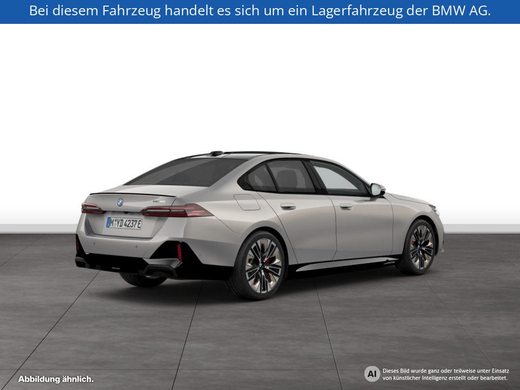 Fahrzeugabbildung BMW i5 xDrive40