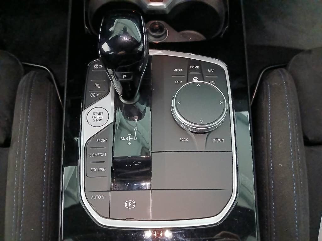 Fahrzeugabbildung BMW 118i 5-Türer [M Sport, LC Prof., HiFi, AHK, RFK]