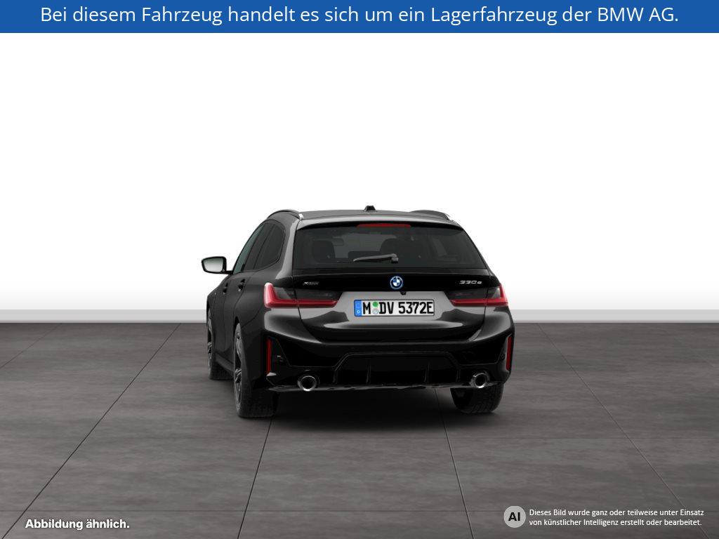 Fahrzeugabbildung BMW 330e xDrive Touring
