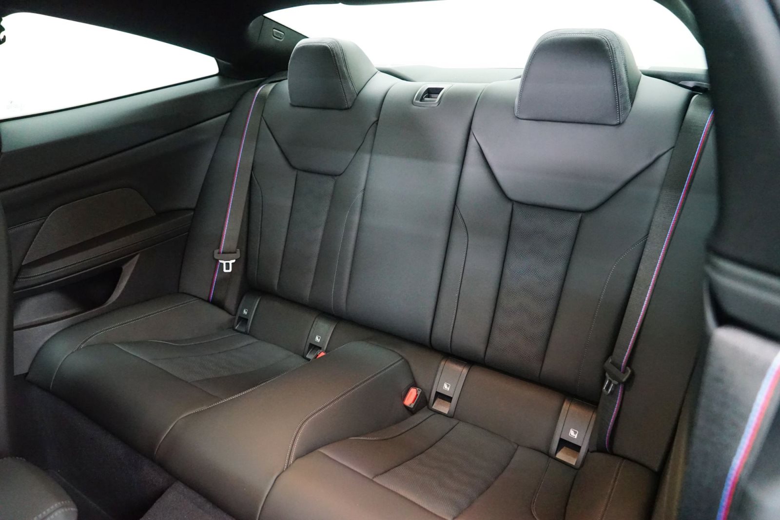 Fahrzeugabbildung BMW M4 Competition Coupé xDrive [NEUES MODELL, HUD]