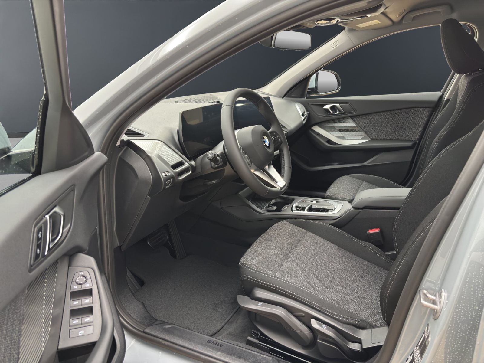 Fahrzeugabbildung BMW 120 [M Sport, Navi, 18 LMR, RFK, SHZ, LED]