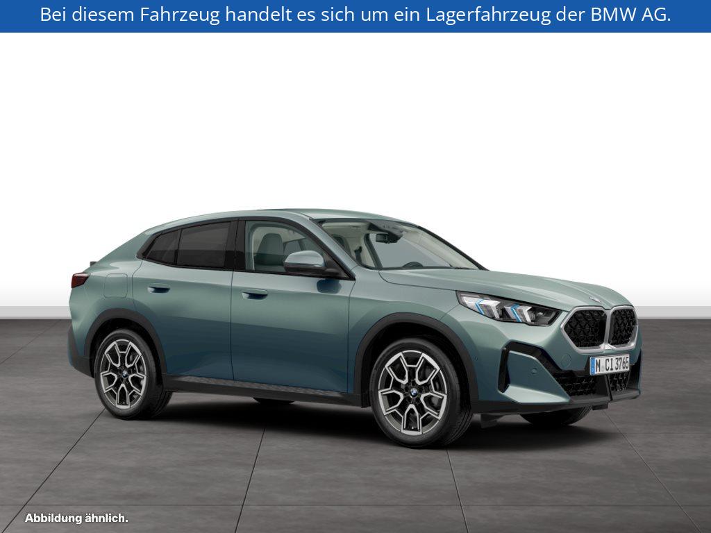 Fahrzeugabbildung BMW X2 sDrive20d