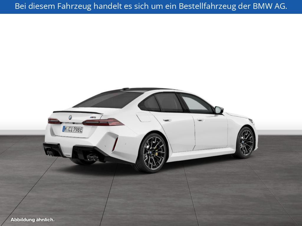 Fahrzeugabbildung BMW M5 Limousine