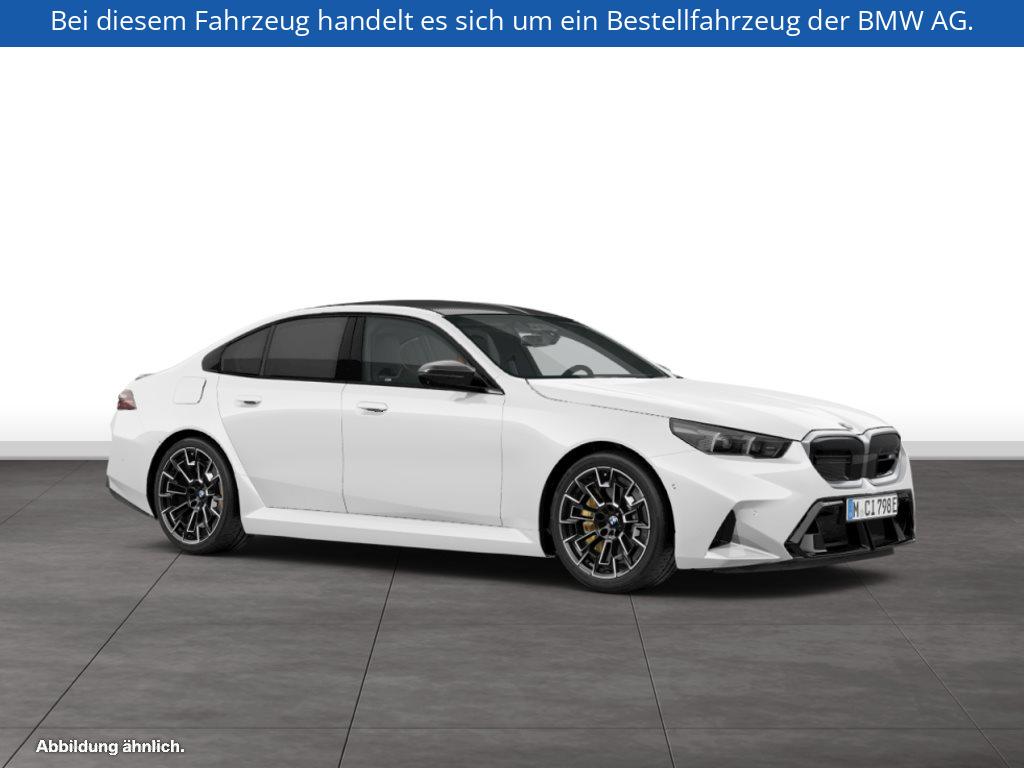Fahrzeugabbildung BMW M5 Limousine