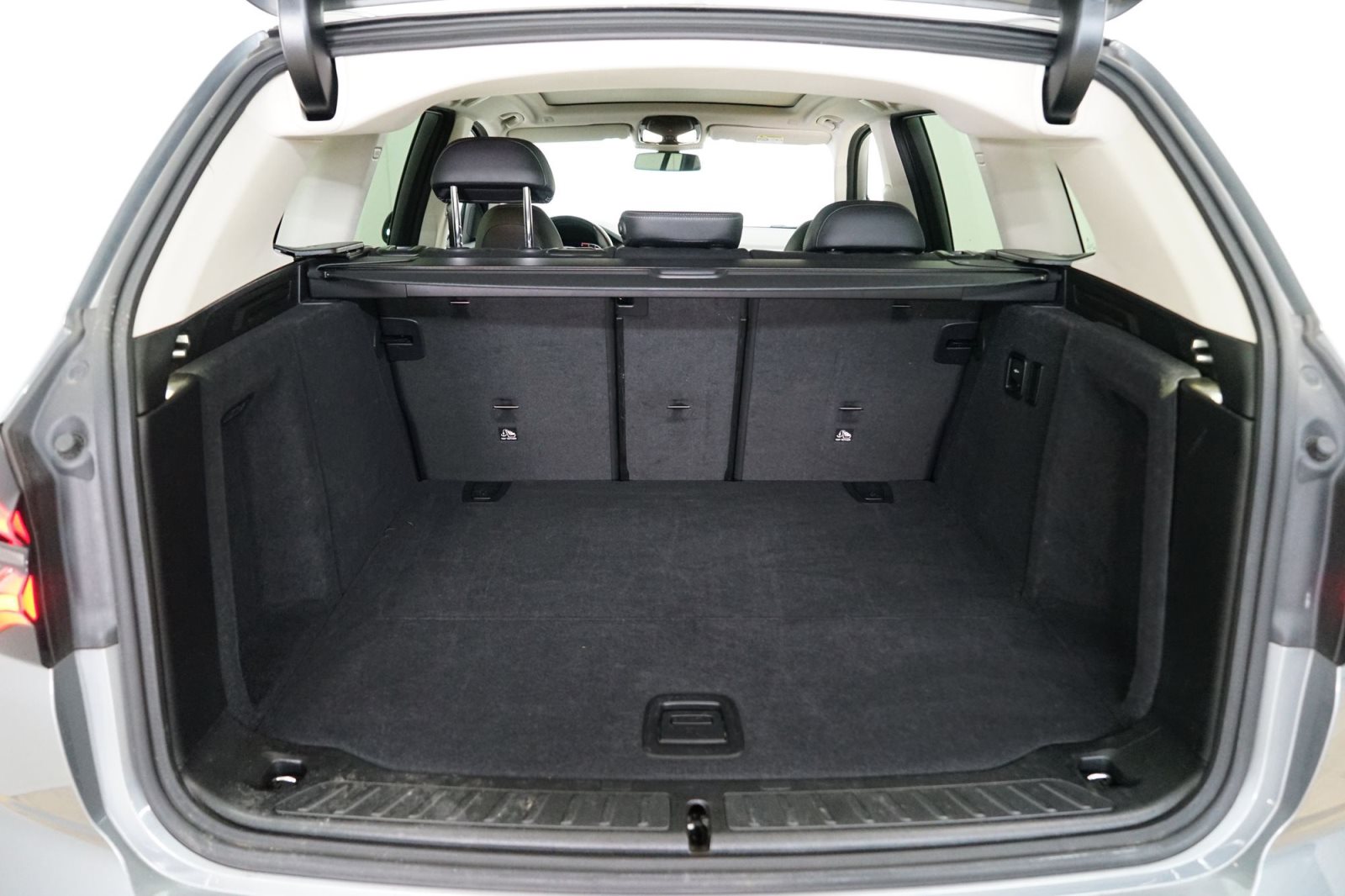 Fahrzeugabbildung BMW X3 xDrive20d [Live Cockpit+, Laser, HeadUp, LRH]