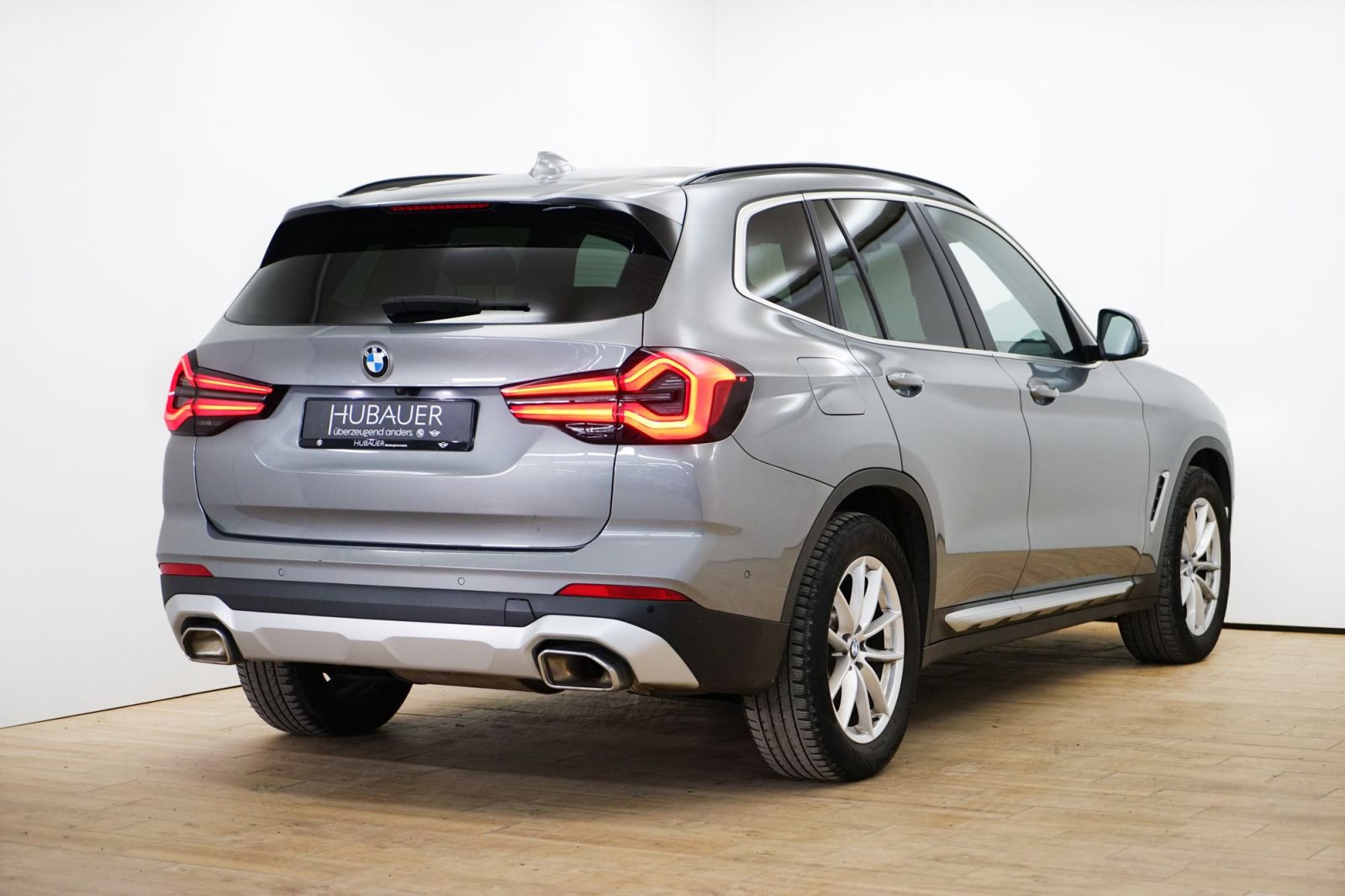 Fahrzeugabbildung BMW X3 xDrive20d [Live Cockpit+, Laser, HeadUp, LRH]
