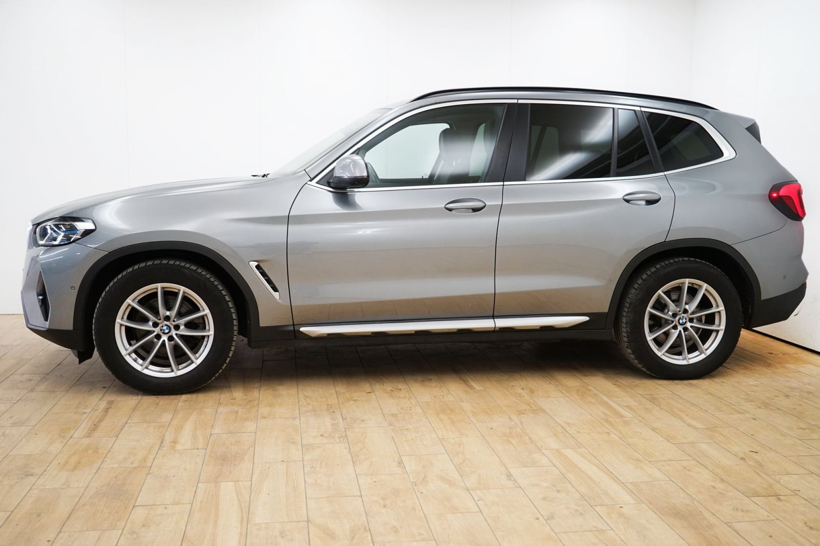 Fahrzeugabbildung BMW X3 xDrive20d [Live Cockpit+, Laser, HeadUp, LRH]
