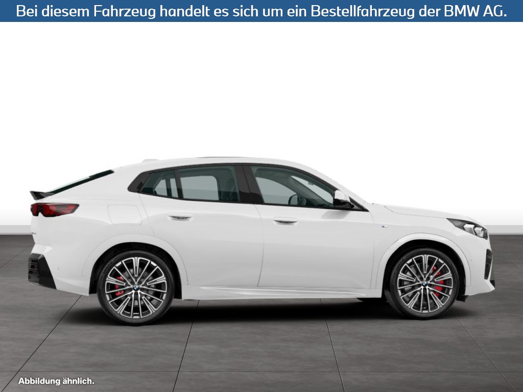 Fahrzeugabbildung BMW X2 sDrive18d