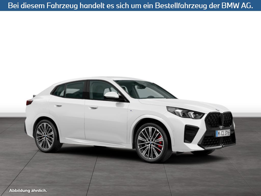 Fahrzeugabbildung BMW X2 sDrive18d