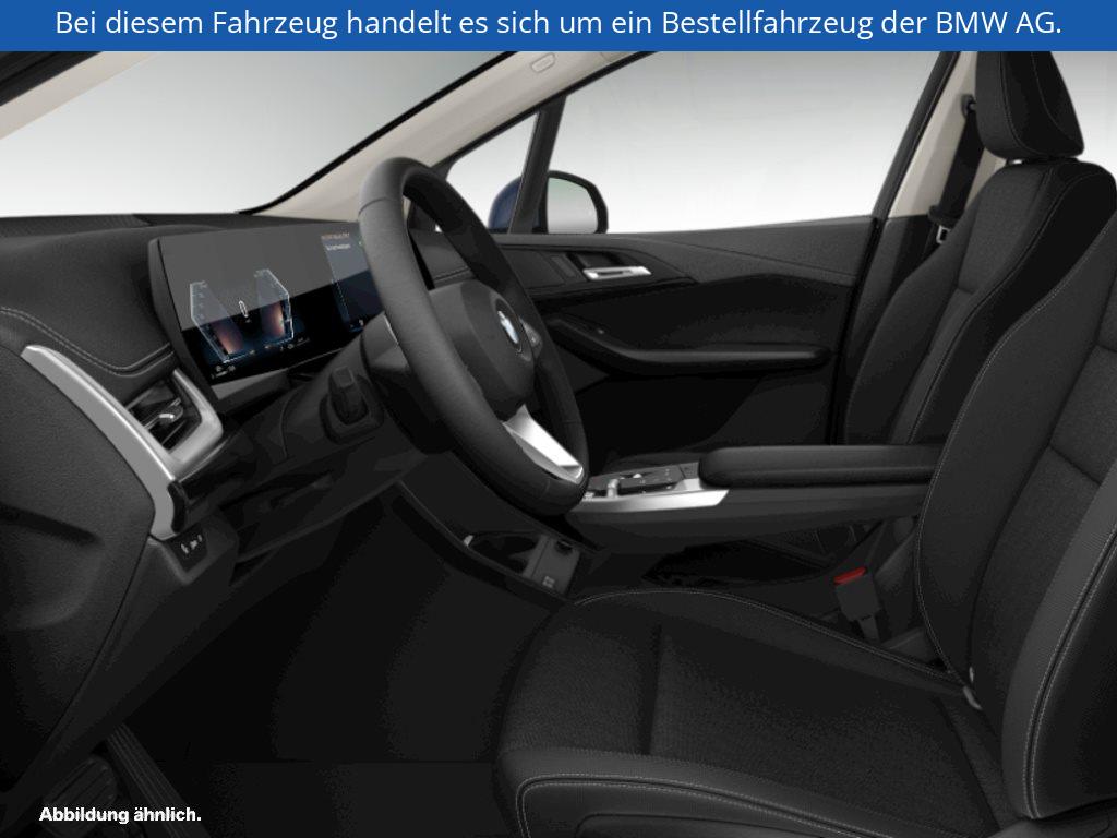 Fahrzeugabbildung BMW 218i Active Tourer