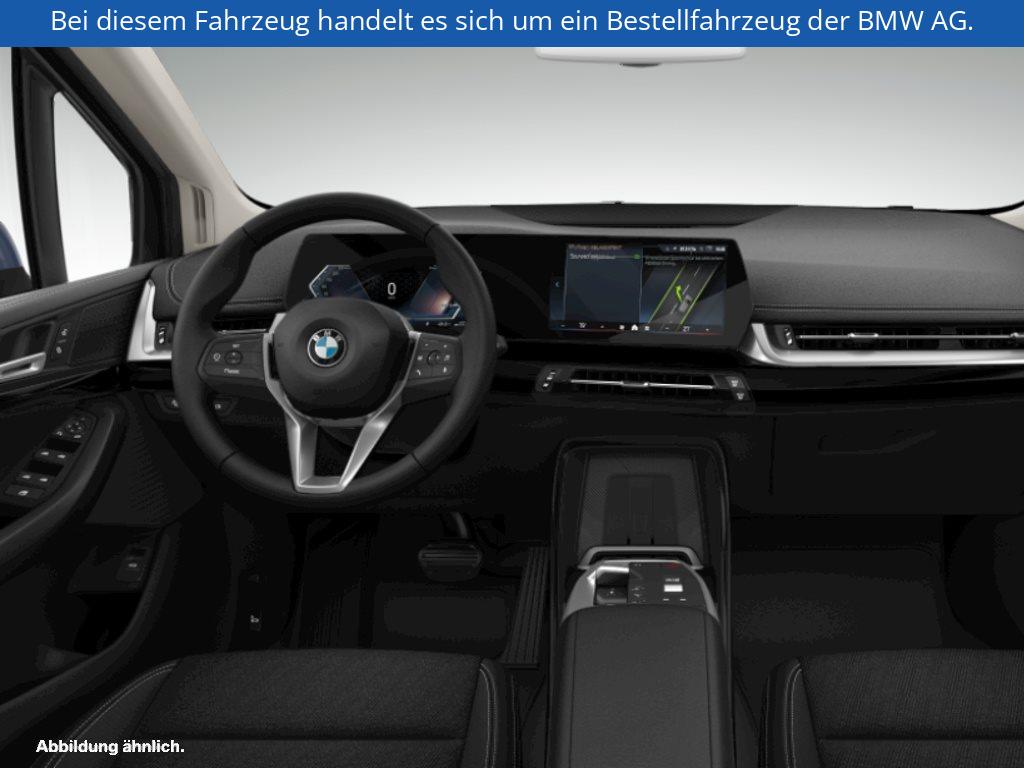 Fahrzeugabbildung BMW 218i Active Tourer