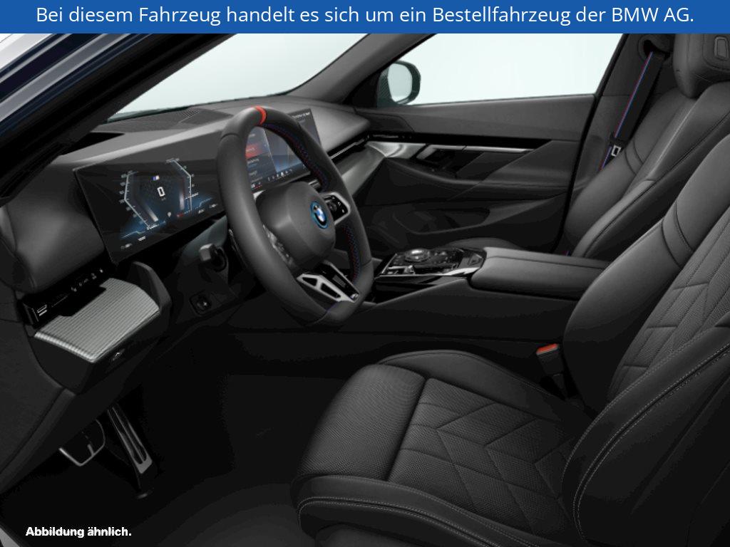 Fahrzeugabbildung BMW i5 M60 xDrive Touring