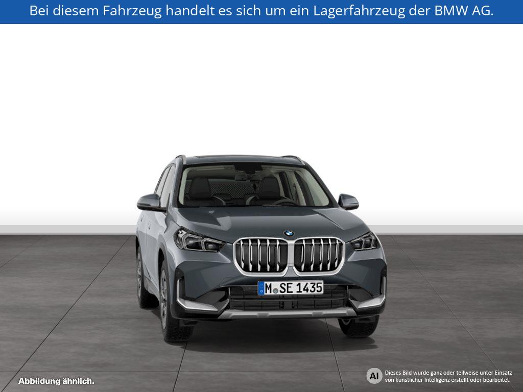Fahrzeugabbildung BMW X1 sDrive20i