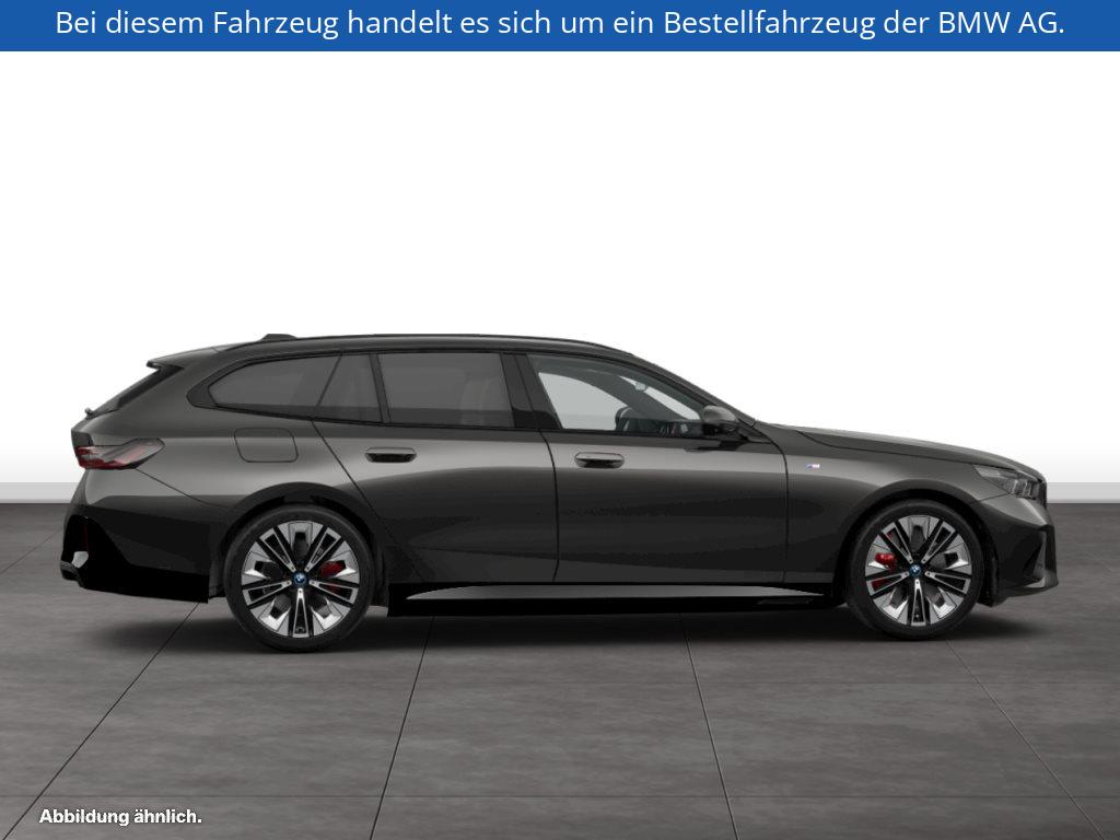 Fahrzeugabbildung BMW i5 eDrive40 Touring
