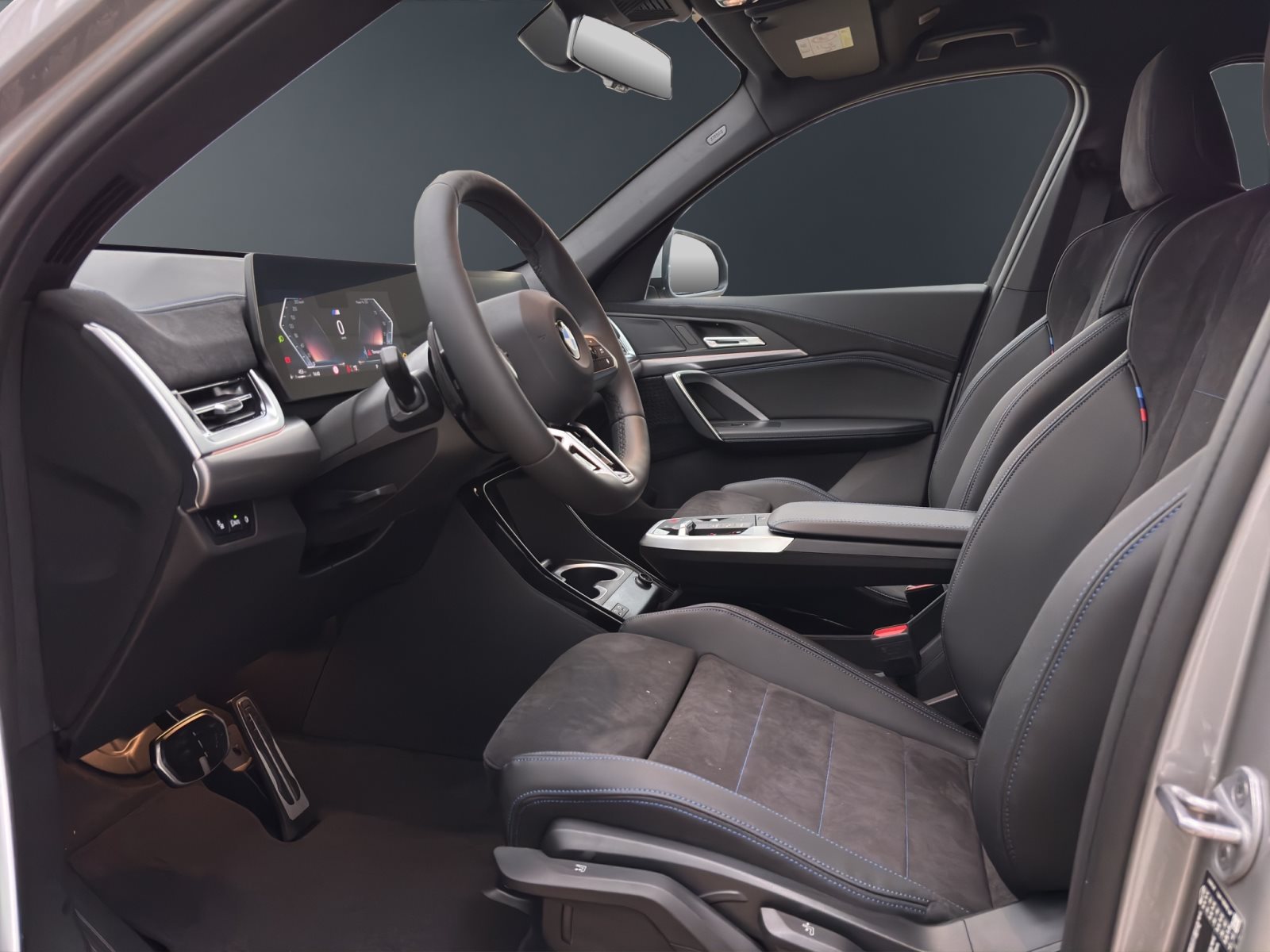 Fahrzeugabbildung BMW X1 sDrive20i [M Sport, AHK, ACC, RFK, 18 LMR]