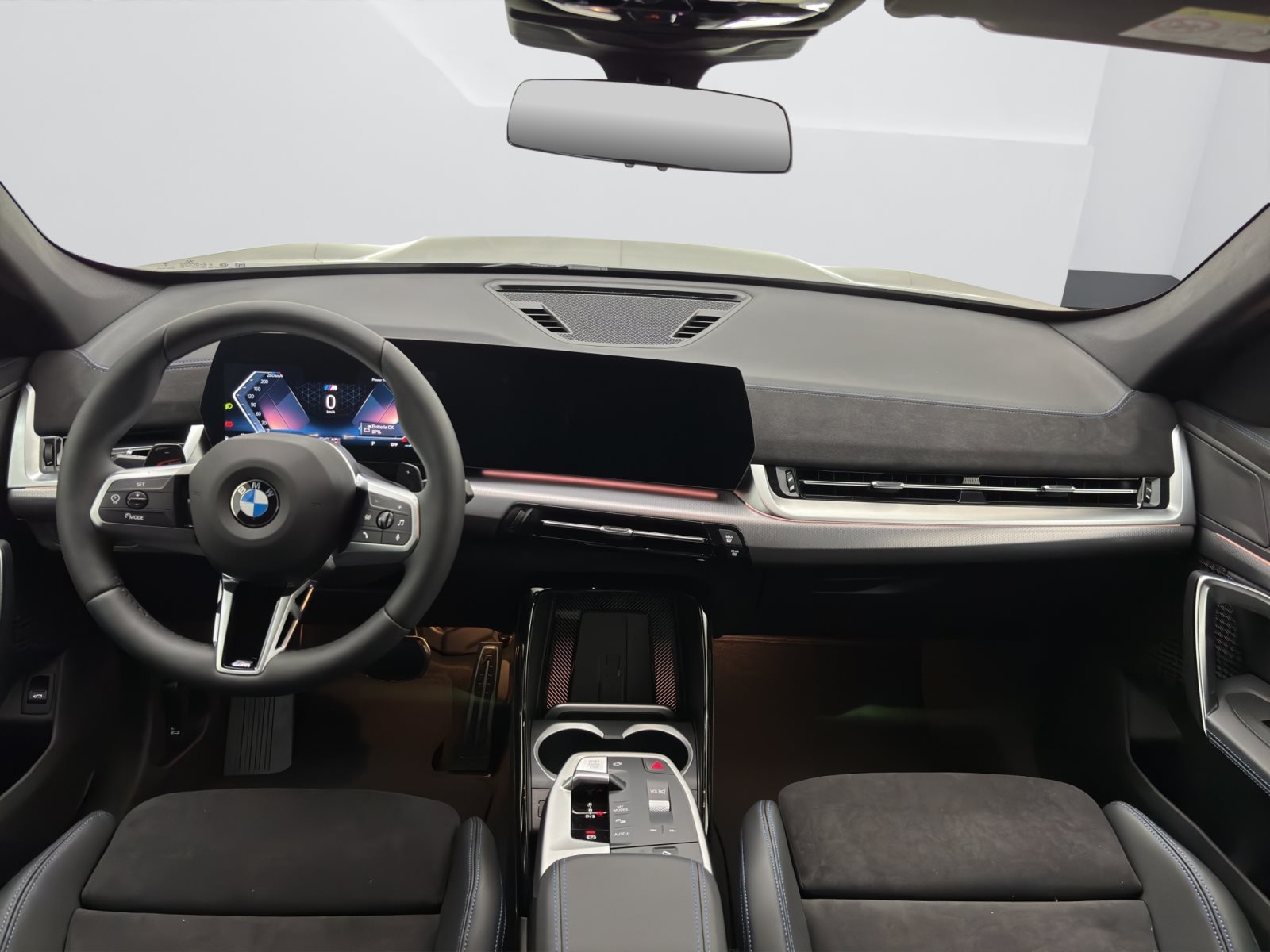 Fahrzeugabbildung BMW X1 sDrive20i [M Sport, AHK, ACC, RFK, 18 LMR]