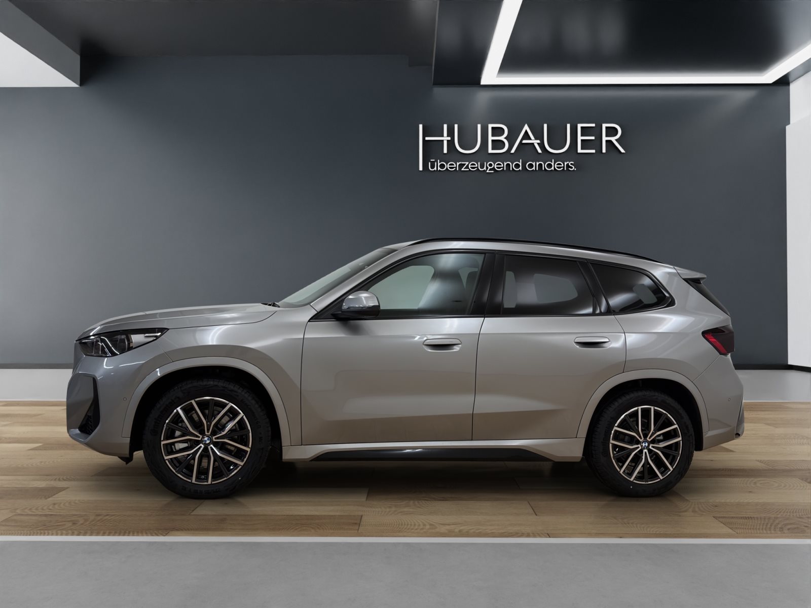 Fahrzeugabbildung BMW X1 sDrive20i [M Sport, AHK, ACC, RFK, 18 LMR]