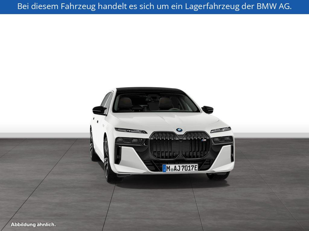Fahrzeugabbildung BMW M760e xDrive Limousine