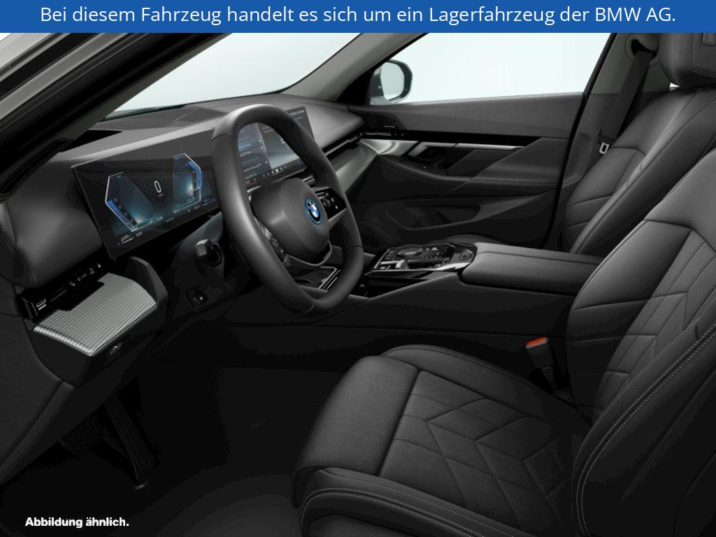 Fahrzeugabbildung BMW 530e xDrive
