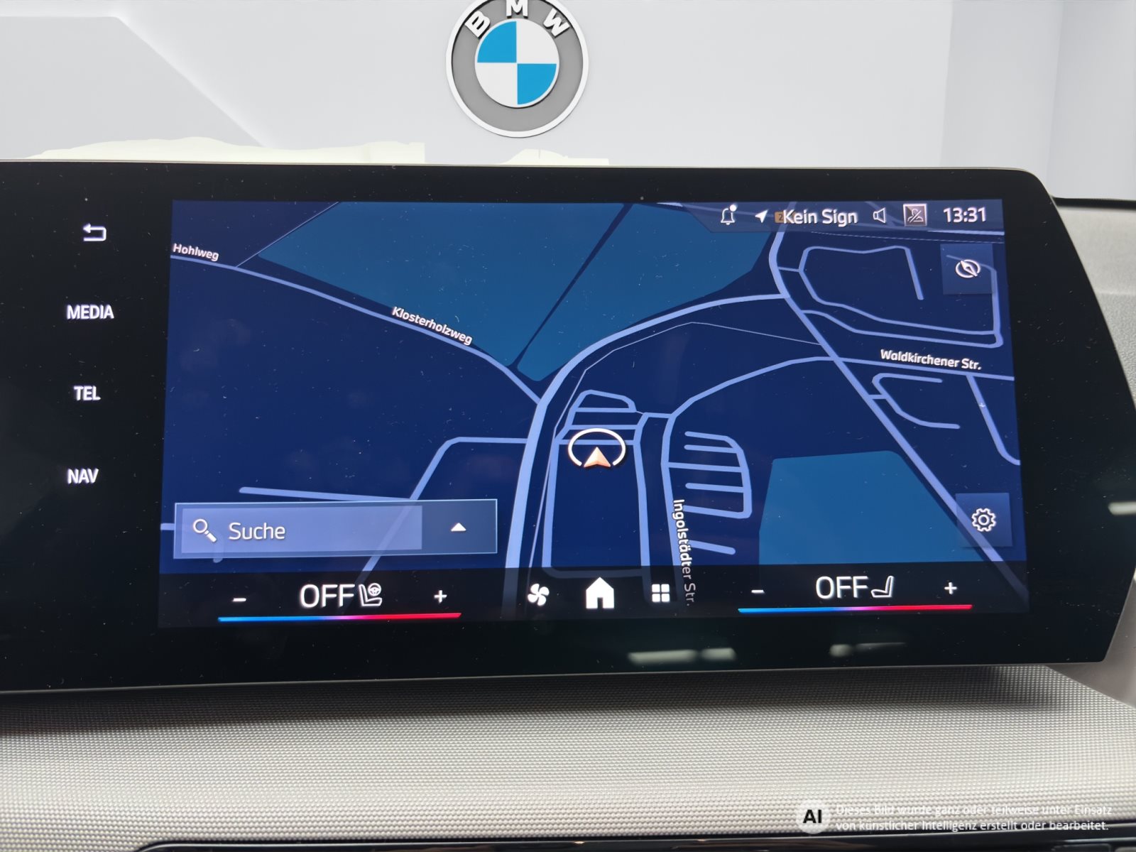 Fahrzeugabbildung BMW X1 sDrive20i [LC Plus, AHK, RFK, 17 LMR, SHZ]