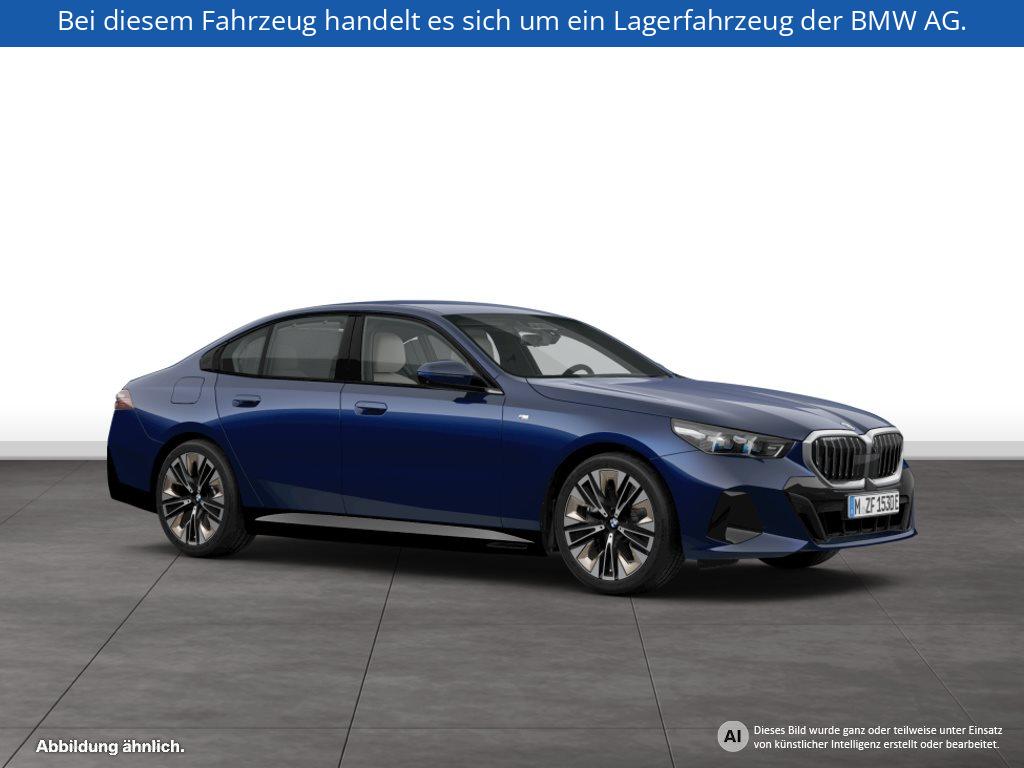 Fahrzeugabbildung BMW 550e xDrive Limousine