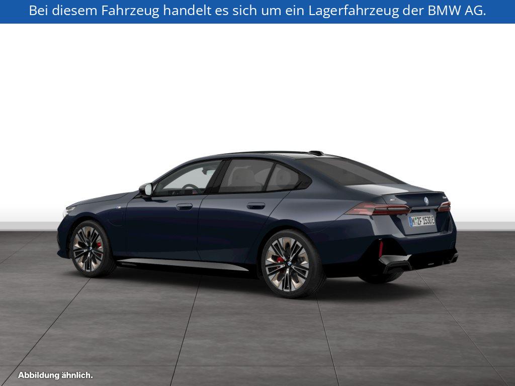 Fahrzeugabbildung BMW 550e xDrive Limousine
