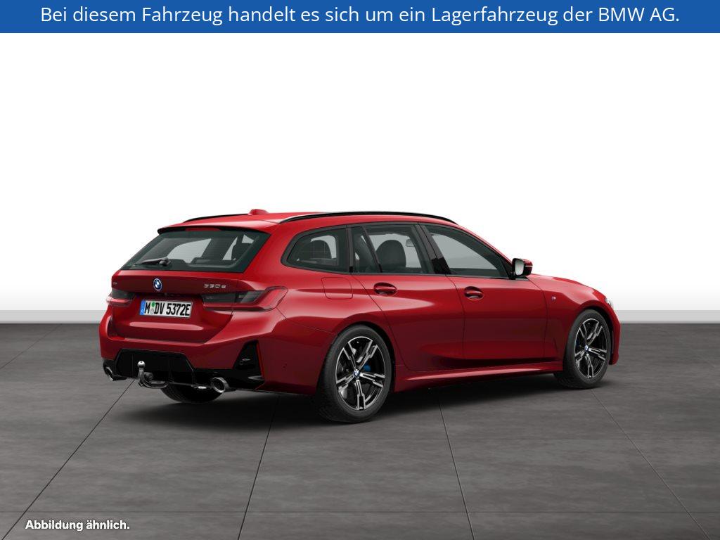 Fahrzeugabbildung BMW 330e xDrive Touring