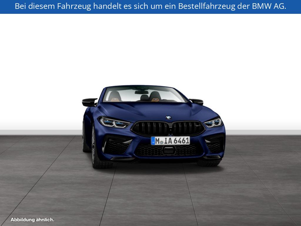 Fahrzeugabbildung BMW M8 Cabrio