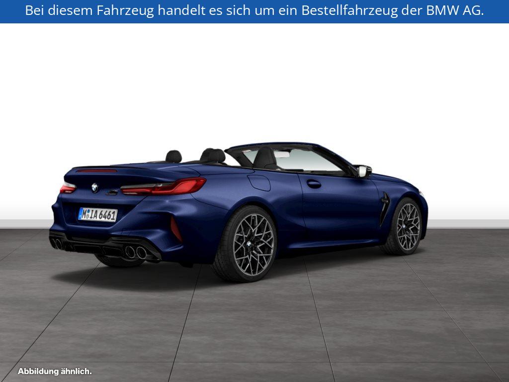 Fahrzeugabbildung BMW M8 Cabrio