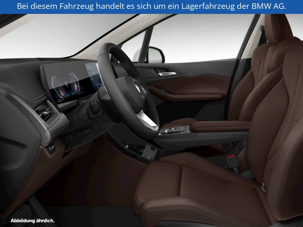 Fahrzeugabbildung BMW 220i Active Tourer