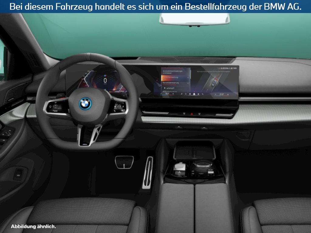 Fahrzeugabbildung BMW 530e xDrive Touring