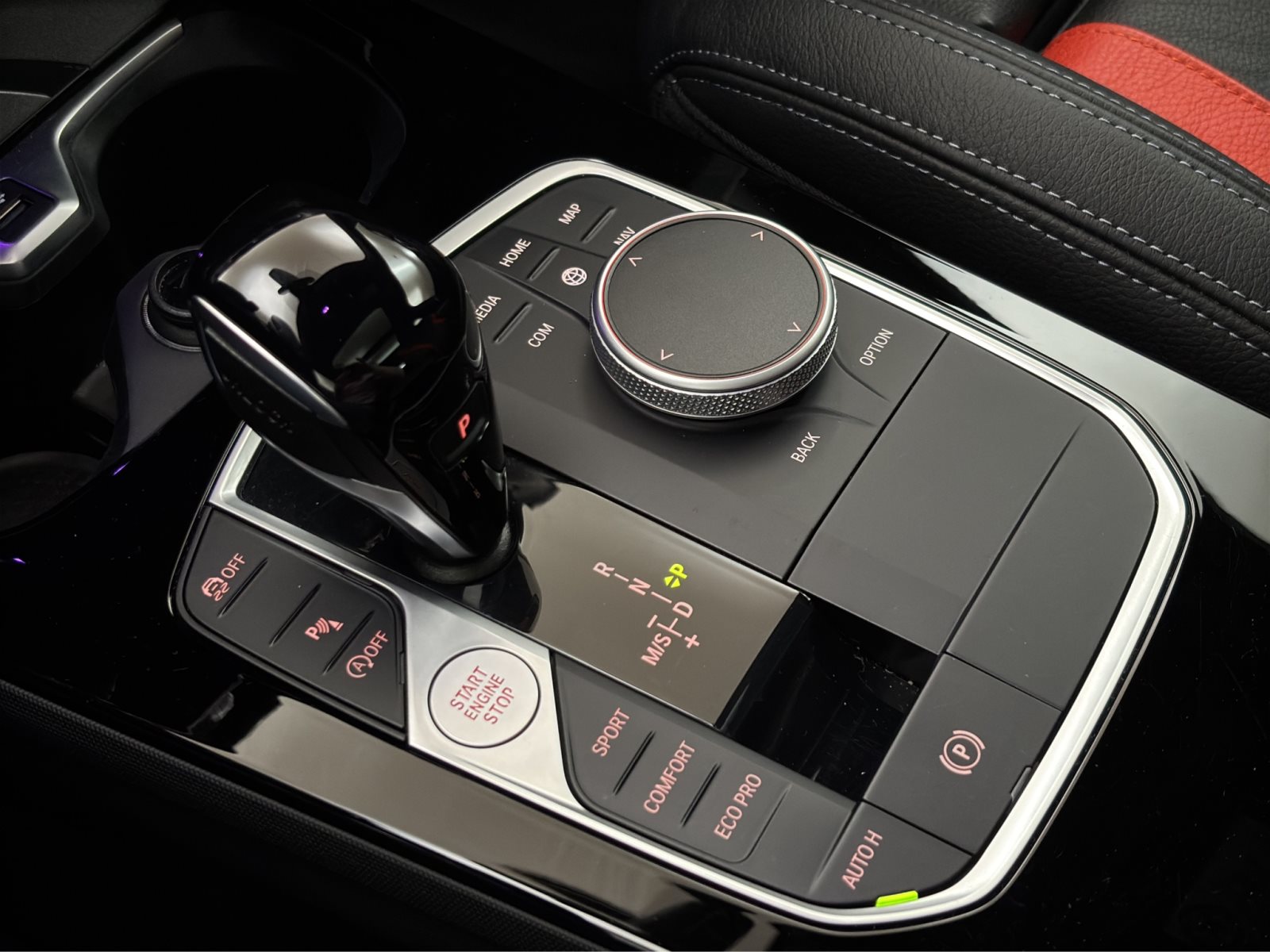 Fahrzeugabbildung BMW 220i Gran Coupé [M Sport Pro, ACC, RFK, Pano]