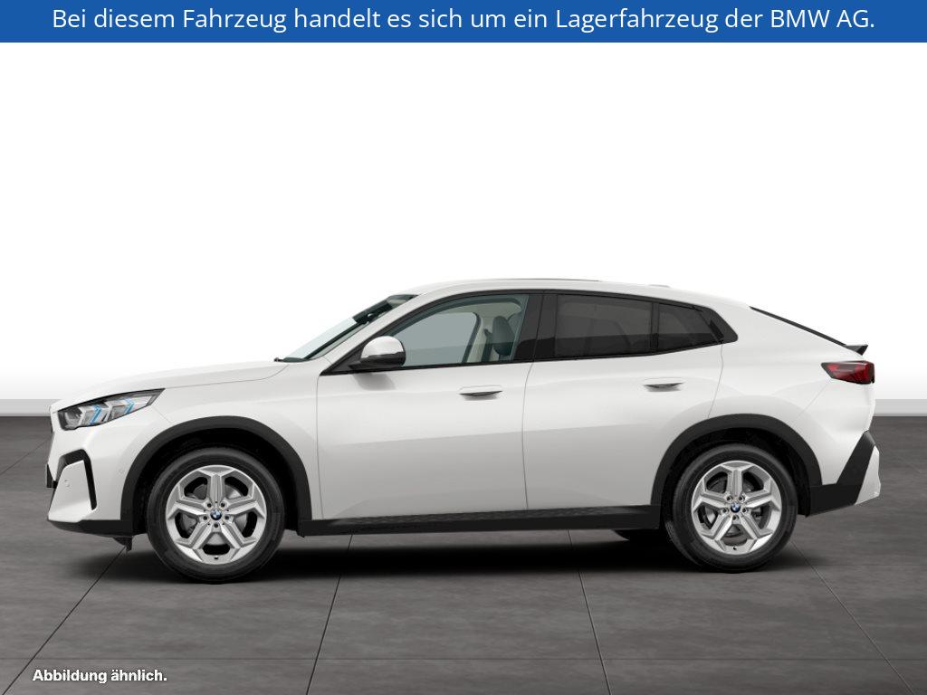 Fahrzeugabbildung BMW X2 sDrive20d