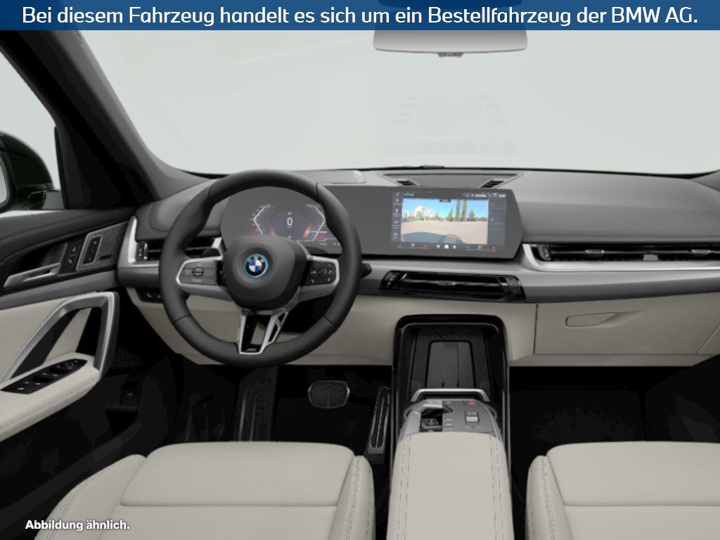 Fahrzeugabbildung BMW iX1 xDrive30