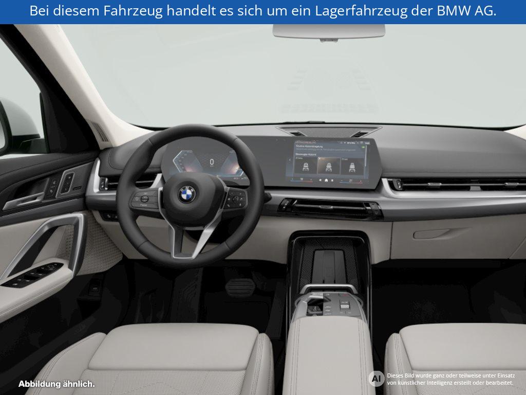 Fahrzeugabbildung BMW X1 sDrive20i