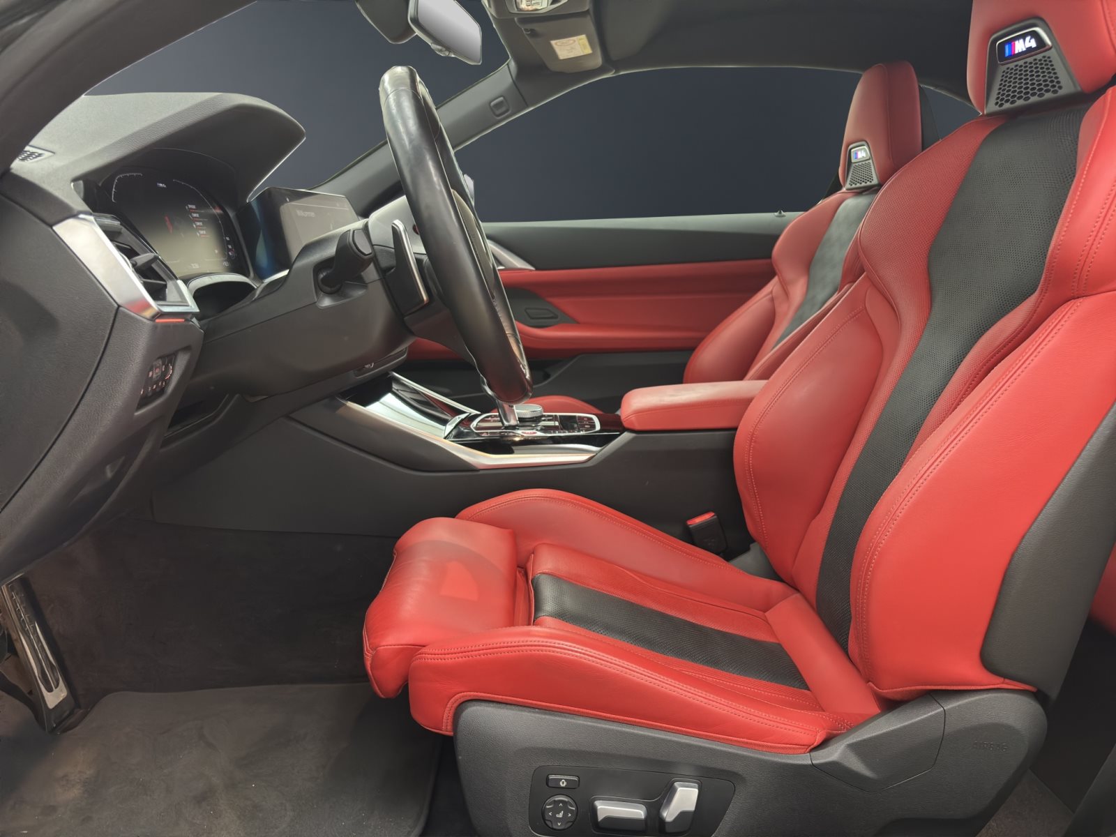 Fahrzeugabbildung BMW M4 Competition M xDrive Cabrio [HK Sound, LRH]