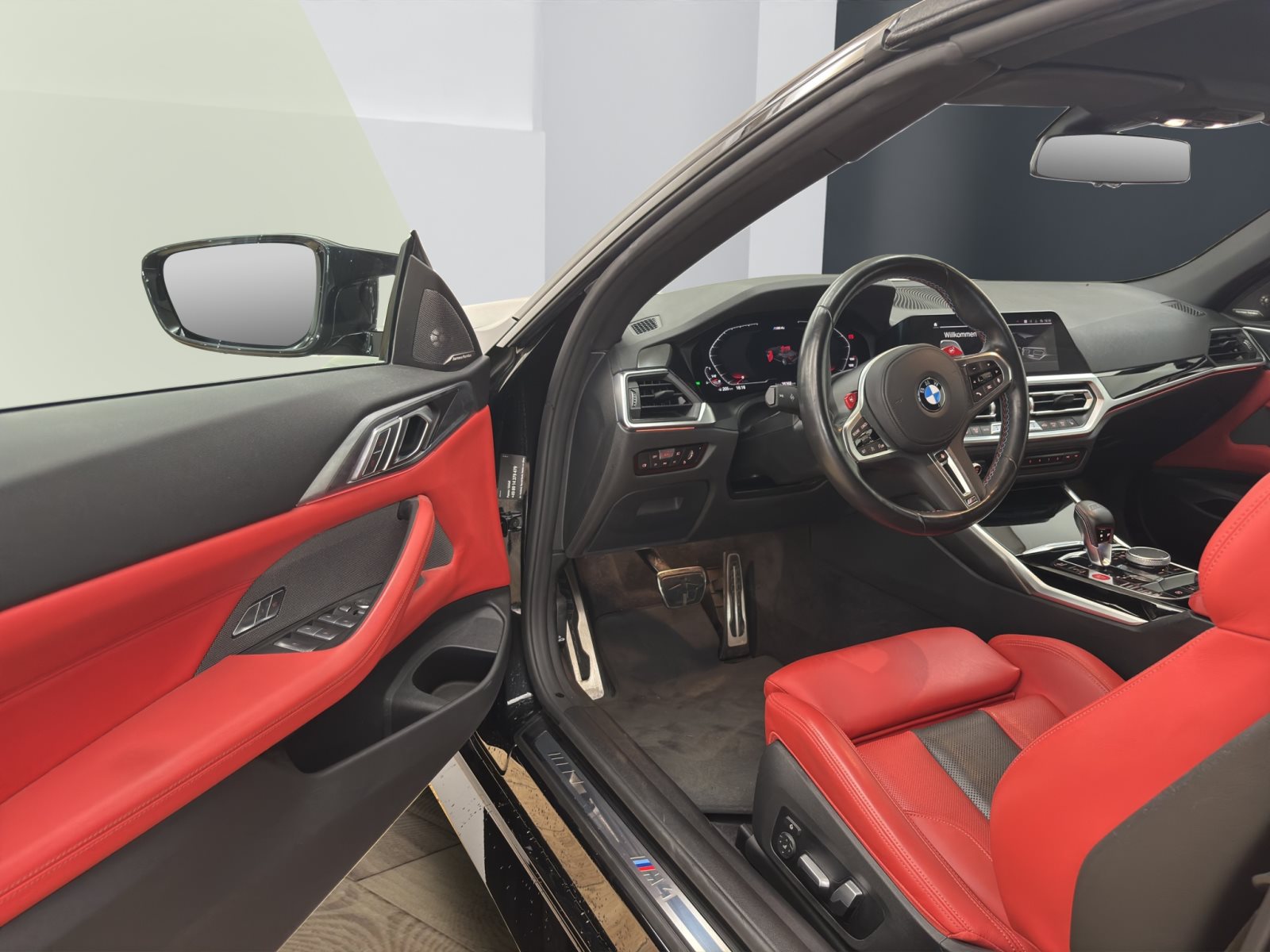Fahrzeugabbildung BMW M4 Competition M xDrive Cabrio [HK Sound, LRH]