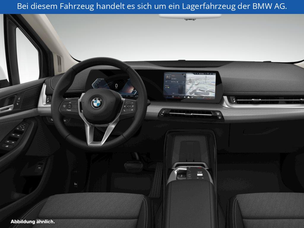 Fahrzeugabbildung BMW 220i Active Tourer