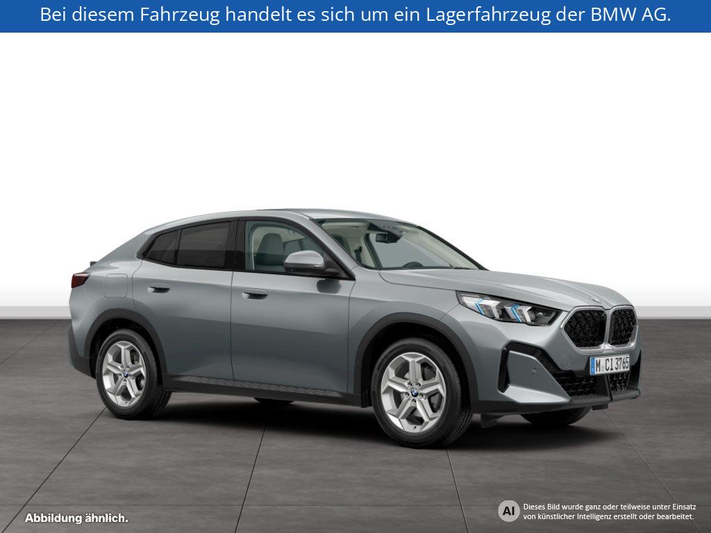 Fahrzeugabbildung BMW X2 sDrive20d