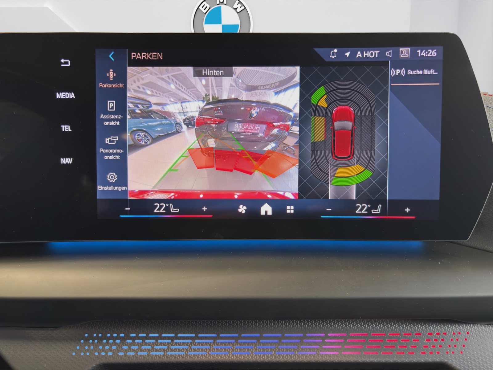 Fahrzeugabbildung BMW 120 [M Sport Pro, Navi, RFK, 19 LMR, SHZ, LED]