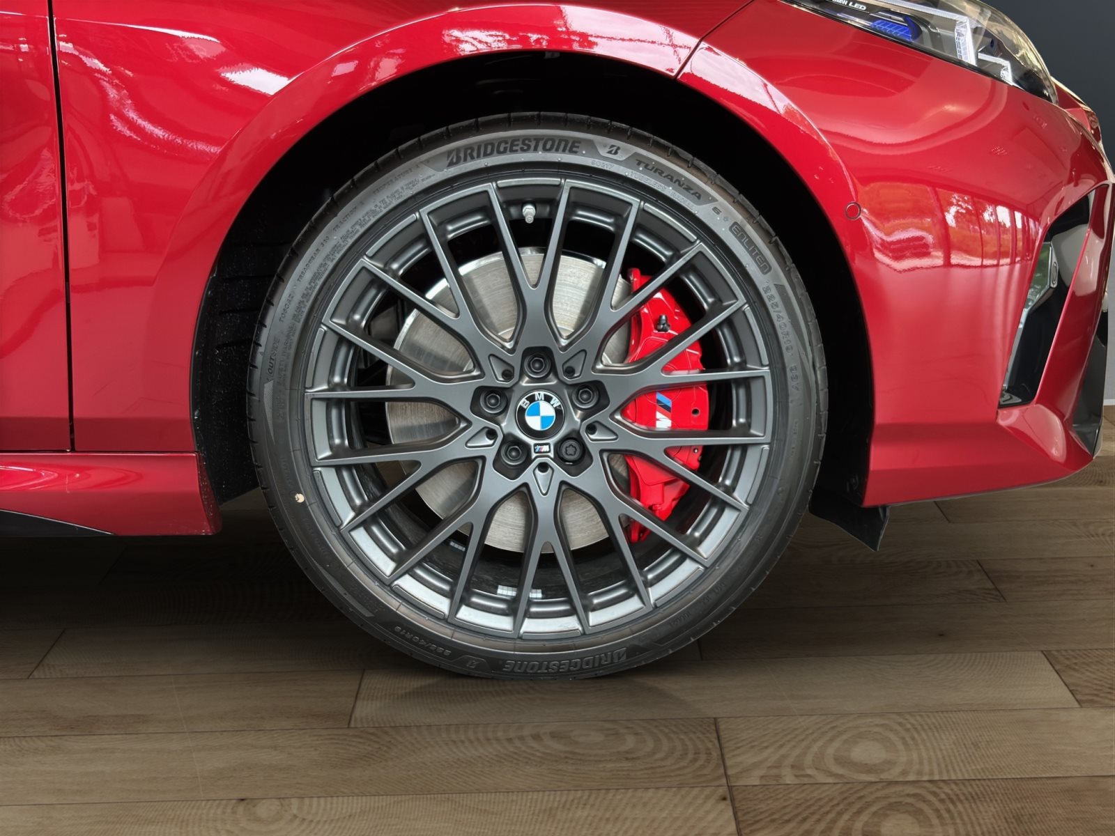 Fahrzeugabbildung BMW 120 [M Sport Pro, Navi, RFK, 19 LMR, SHZ, LED]