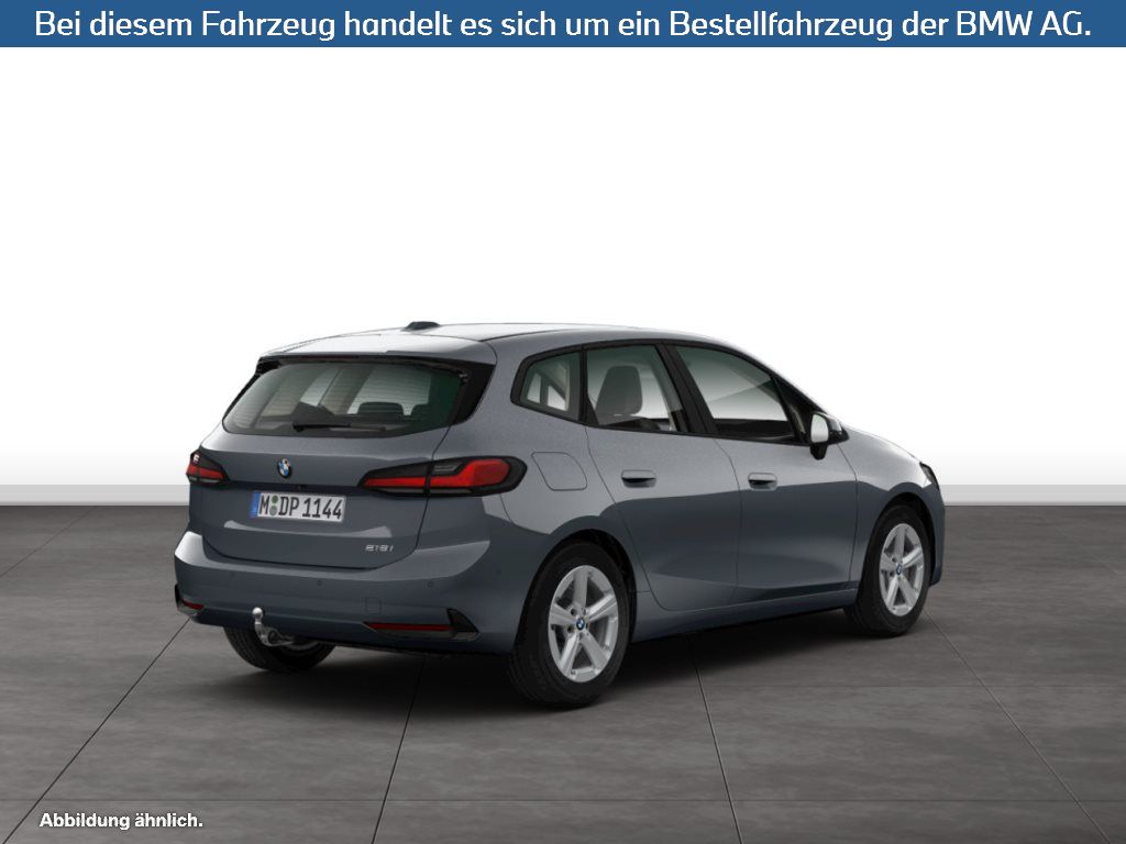 Fahrzeugabbildung BMW 218i Active Tourer