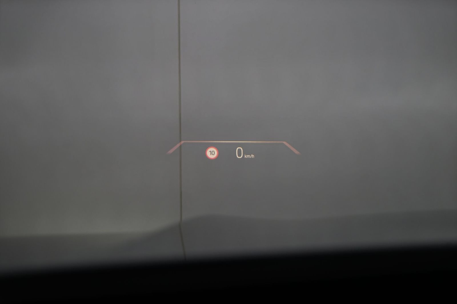 Fahrzeugabbildung BMW X6 xDrive40i [M Sport, HUD, AHK, ACC, GSD, 22 LMR]