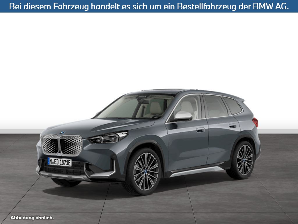 BMW iX1 xDrive30