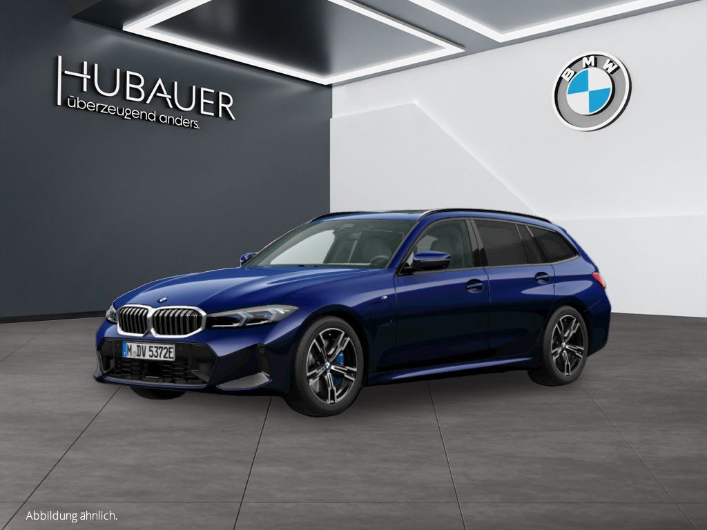 BMW 330e xDrive Touring