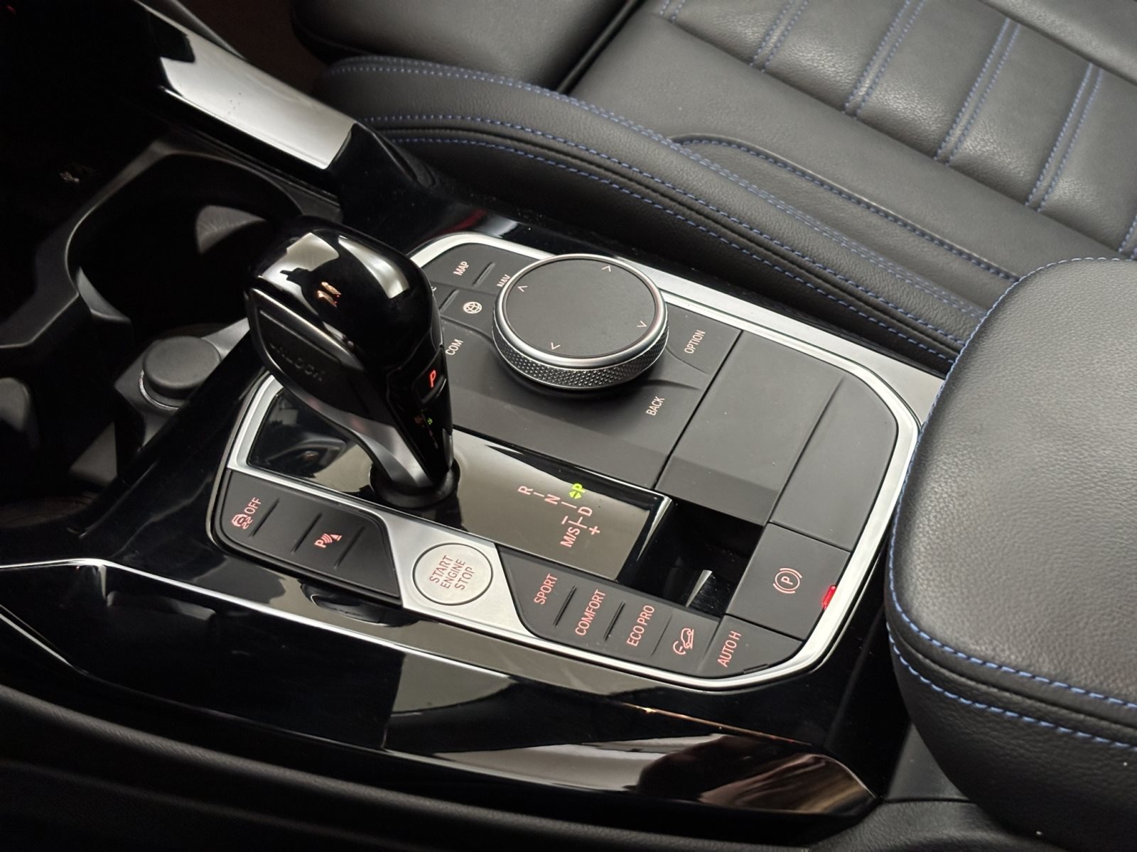 Fahrzeugabbildung BMW X3 xDrive30d [M Sport, Laser, Pano, AHK, RFK]