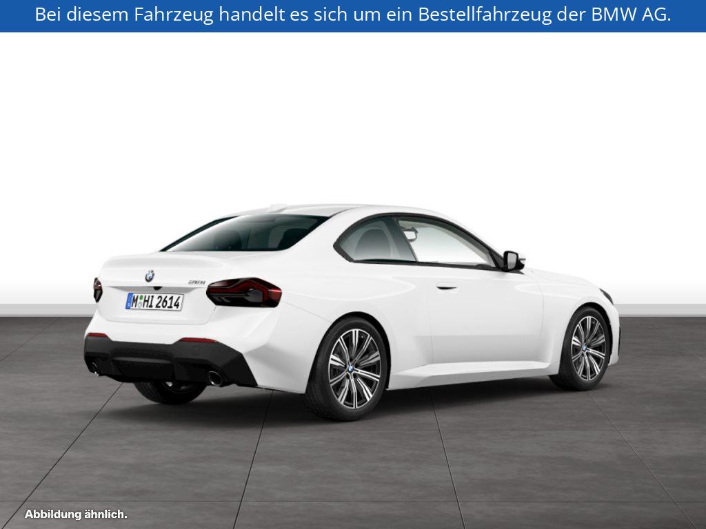 Fahrzeugabbildung BMW 218i Coupé