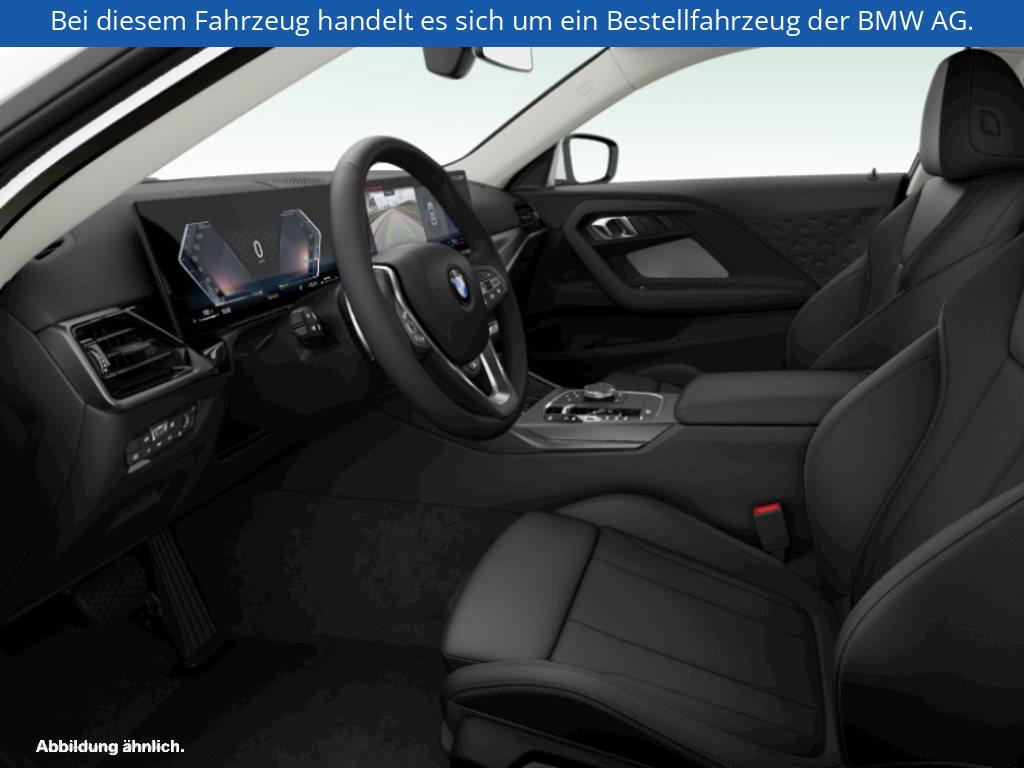 Fahrzeugabbildung BMW 218i Coupé